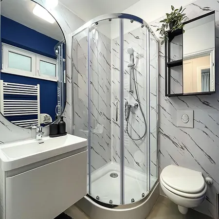 Qult - Cloud Atlas Apartment *