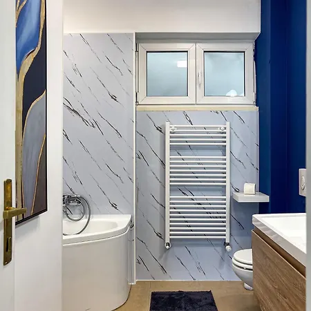 Apartment Qult - Cloud Atlas