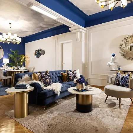 Qult - Cloud Atlas Appartement