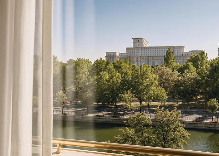 Qult - Cloud Atlas Apartman